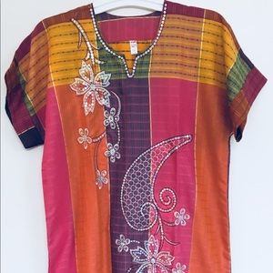 Arabic Dress - Colorful w/Elegant Floral Designs